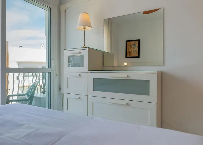 Homeforguest Bright In La Carihuela Near The